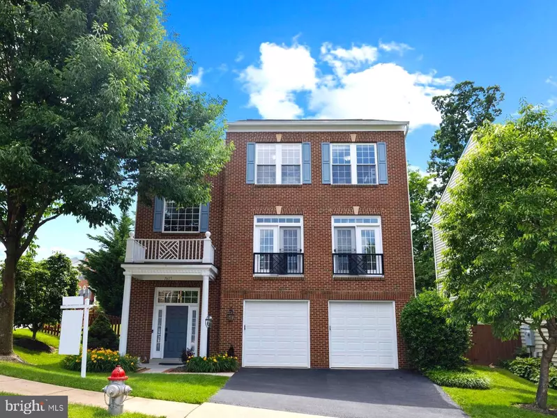 7617 BRITTANY PARC CT, Falls Church, VA 22043