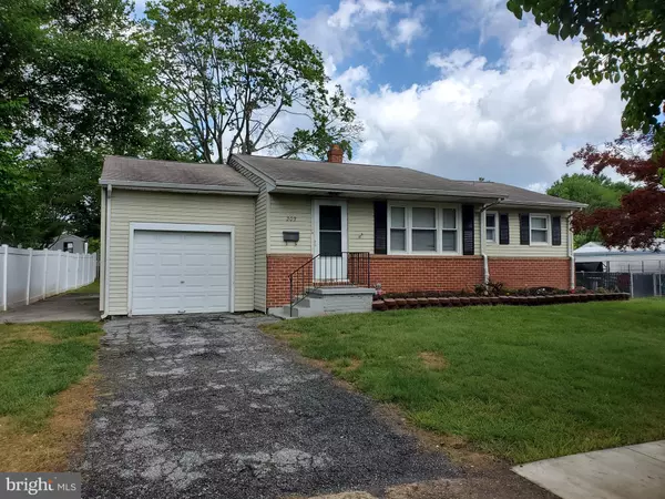 203 DURSO DR, Newark, DE 19711