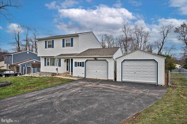 Etters, PA 17319,40 SHAMROCK LN