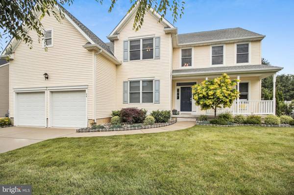 24 WILDFLOWER CT, Columbus, NJ 08022