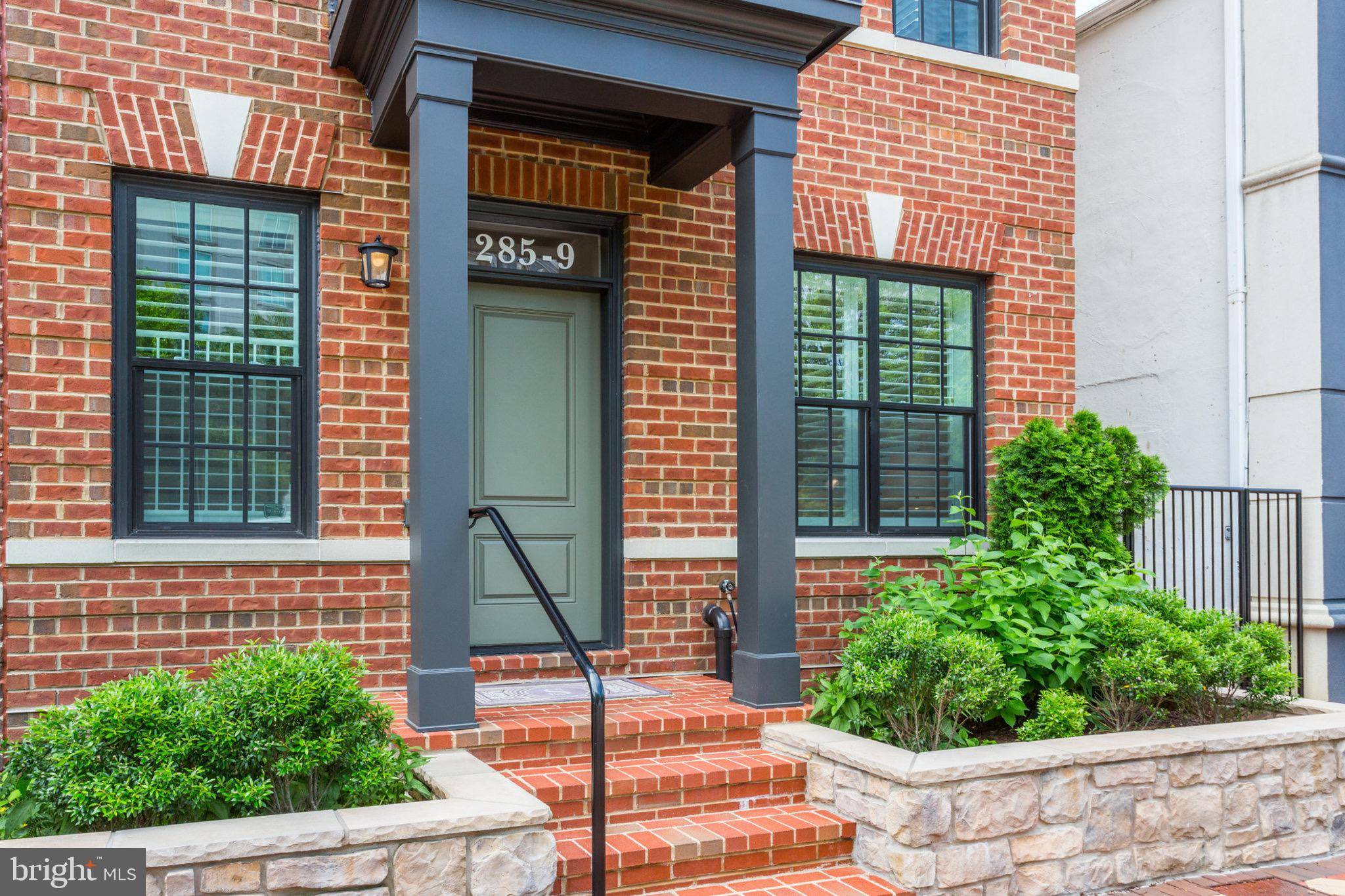Annapolis, MD 21401,285 WEST ST #9