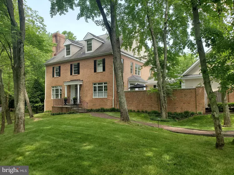 35 GOVERNORS LN, Princeton, NJ 08540