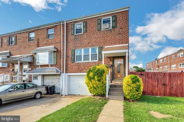 3461 CHALFONT DR, Philadelphia, PA 19154