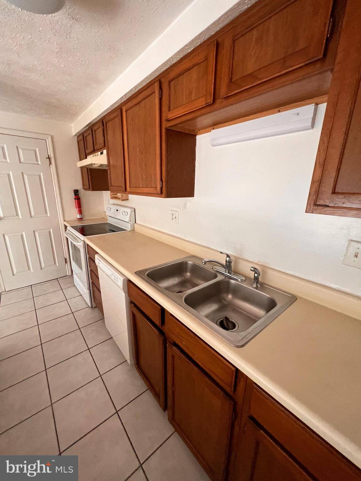 Marlton, NJ 08053,47 SWEETFERN CT