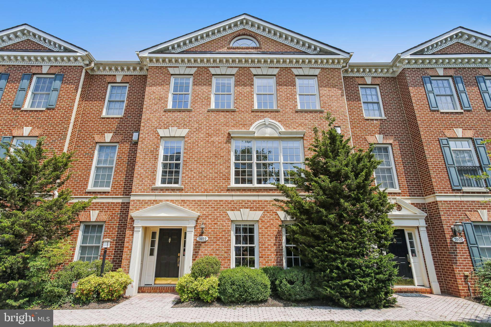 7022 LITTLE LEAF LINDEN LN, Mclean, VA 22101