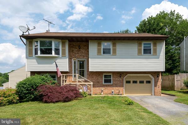 Lancaster, PA 17601,795 DUSTIN DR