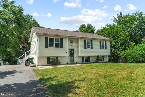 315 EDWARDS DR, Fredericksburg, VA 22405