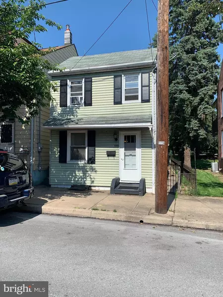 225 S 4TH ST, Columbia, PA 17512