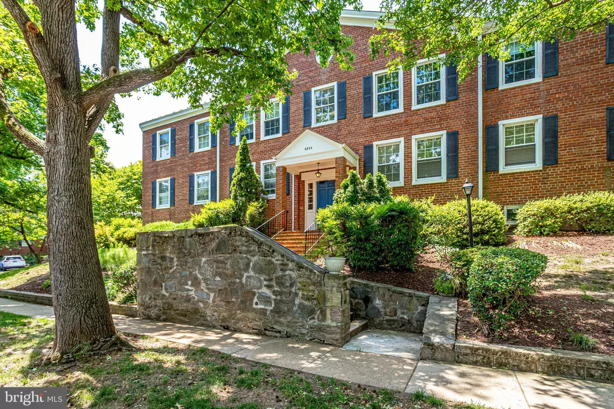 Arlington, VA 22206,2824 S ABINGDON ST #B2