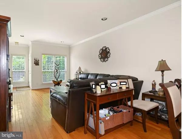Washington Crossing, PA 18977,20 HERITAGE HILLS DR