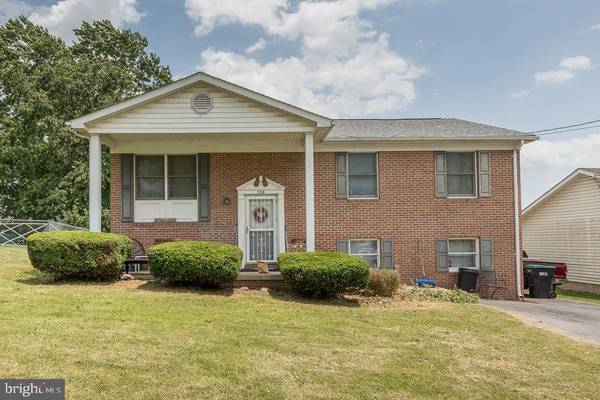 326 STONEWALL ST, Strasburg, VA 22657