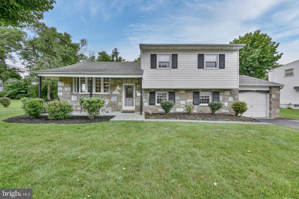 1108 BANES RD, Southampton, PA 18966