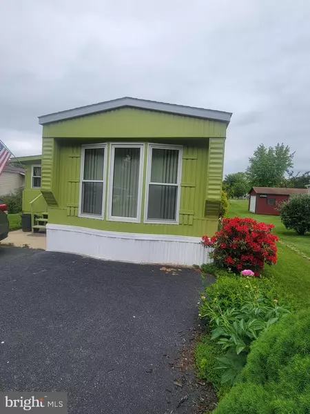 179 CONODOGUINET MOBILE EST, Newville, PA 17241