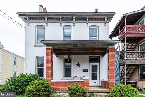 350 MAIN ST, East Greenville, PA 18041