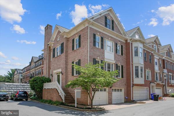 2315 N VAN BUREN CT, Arlington, VA 22205