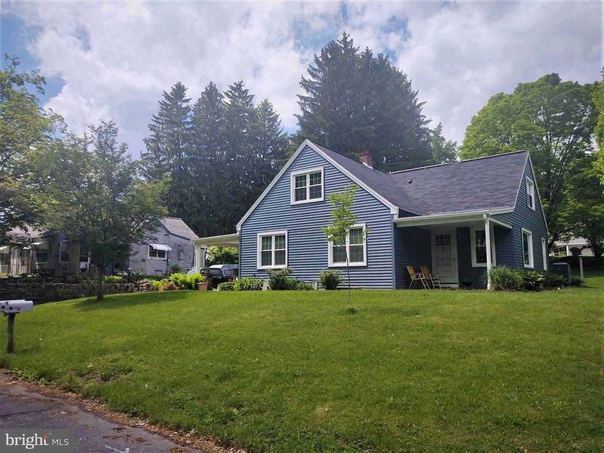 New Bloomfield, PA 17068,200-202 MAPLE LN