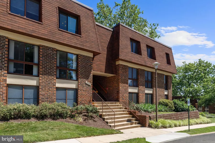 5245 W RUNNING BROOK RD #301, Columbia, MD 21044