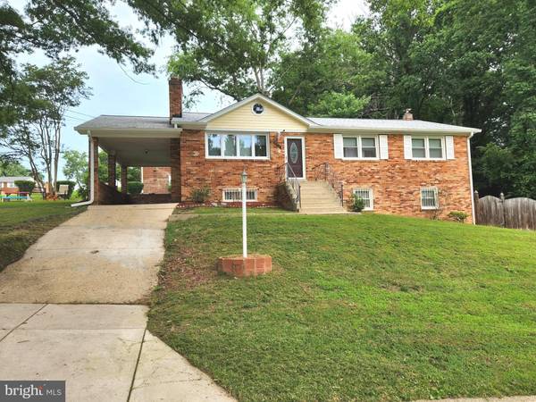 6814 LOUISE LN, Clinton, MD 20735