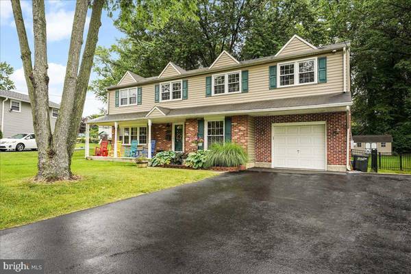 3035 HETHERTON DR, Aston, PA 19014