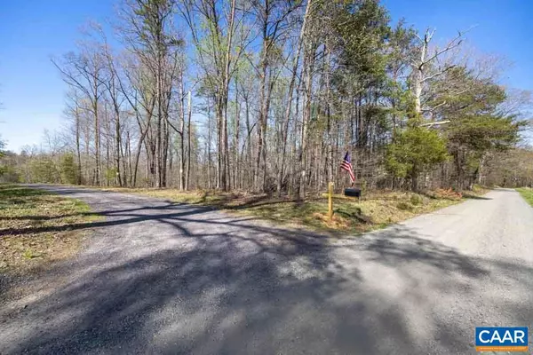 Oak Park, VA 22727,5 AC MT ZION CHURCH RD