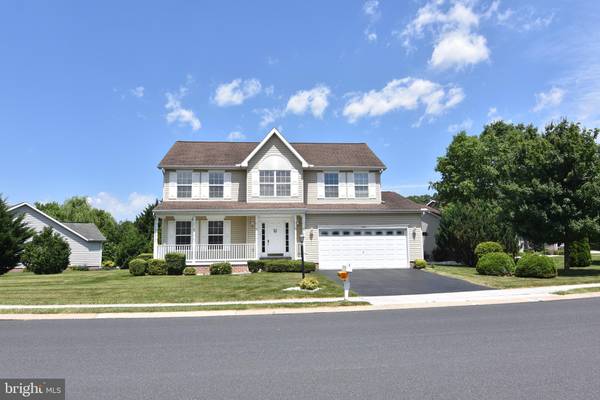 7 CLOVER DR, Littlestown, PA 17340