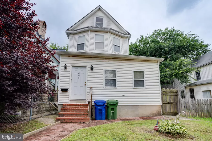 608 VENABLE AVE, Baltimore, MD 21218