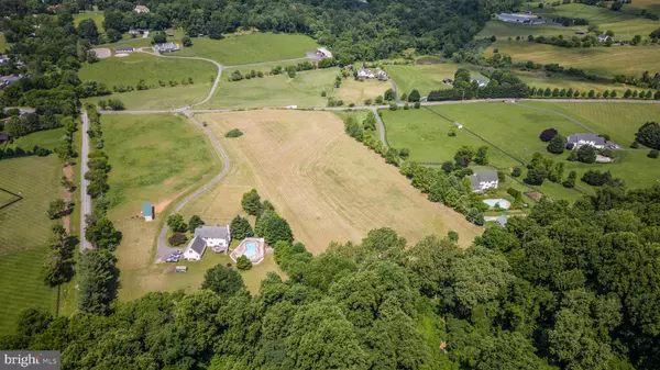 Paeonian Springs, VA 20129,16786 CLARKES GAP RD