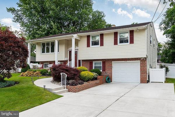 1765 HILLSIDE DR, Cherry Hill, NJ 08003