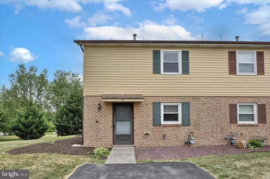 21 DARTMOUTH CT, Mechanicsburg, PA 17055