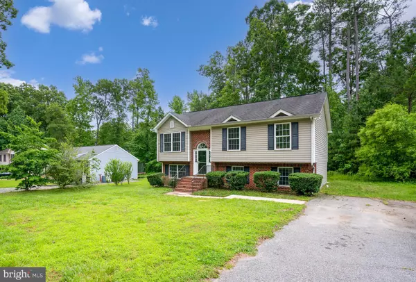 Ruther Glen, VA 22546,715 CANTERBURY DR