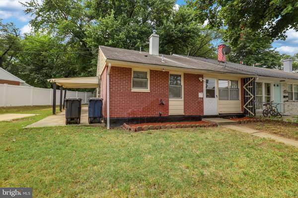 7703 BENDER RD, Landover, MD 20785