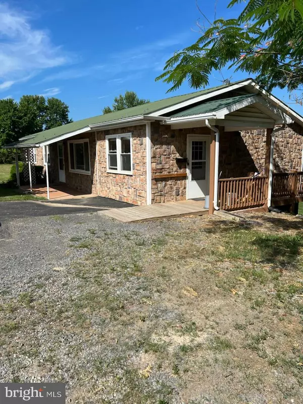 Moorefield, WV 26836,3053 STATE RD 55