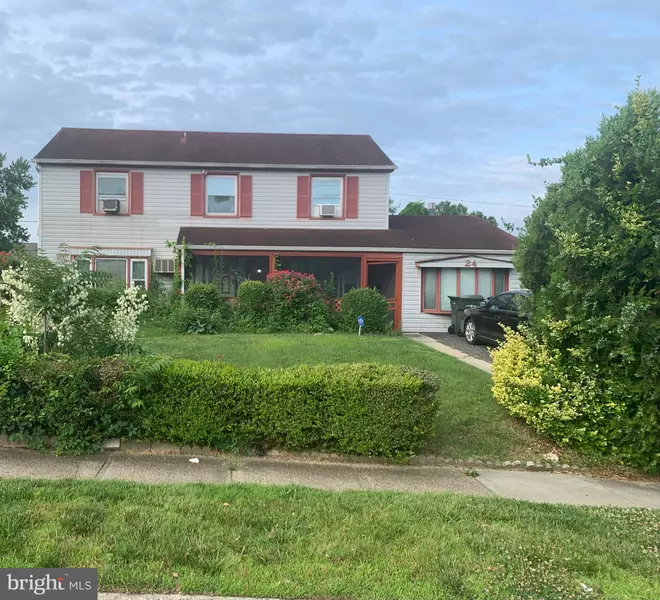 24 PERENNIAL LN, Willingboro, NJ 08046