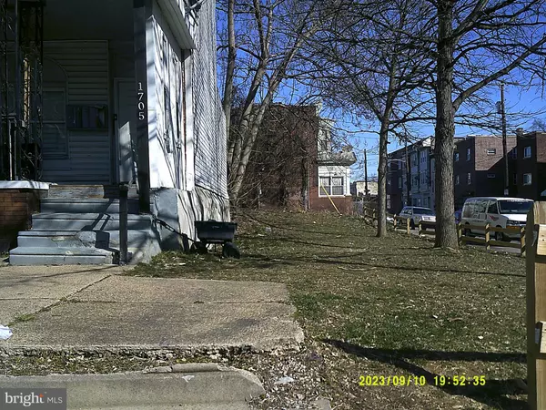 Philadelphia, PA 19140,1703 W ERIE AVE