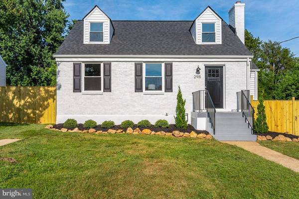 2915 MADISON PL, Falls Church, VA 22042