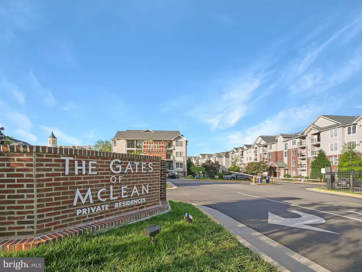 Mclean, VA 22102,1581 SPRING GATE #5103