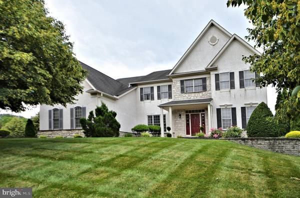 558 LONGFELLOW LN, Harleysville, PA 19438