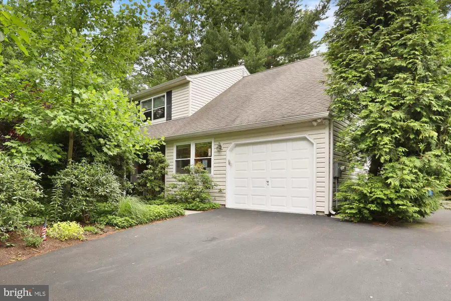 293 CINNABAR LN, Yardley, PA 19067