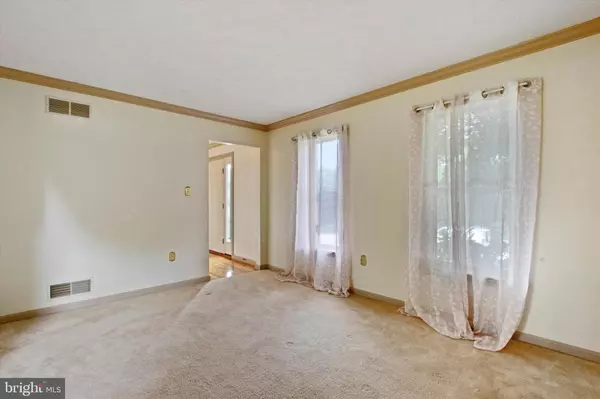 York, PA 17402,350 RIDGE RD