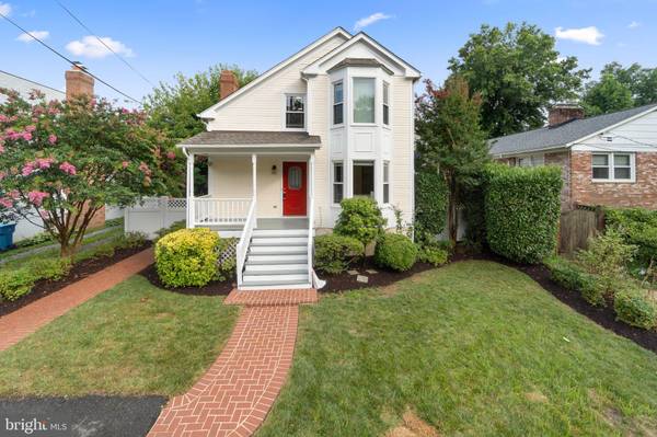 6909 CHELSEA RD, Mclean, VA 22101