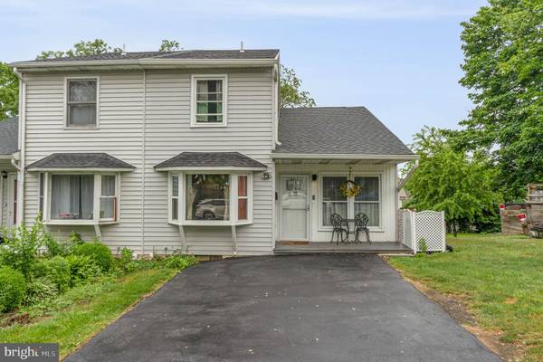 15 ROOSEVELT ST, Enola, PA 17025