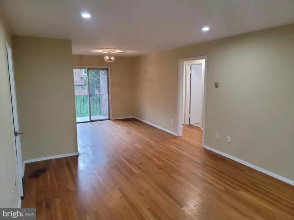 Charlottesville, VA 22901,136 HESSIAN HILLS CIR #1