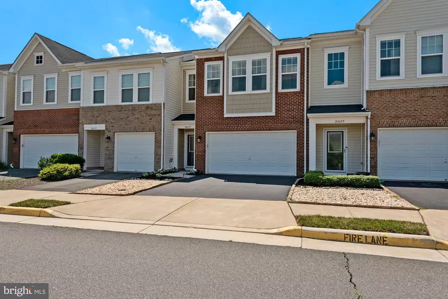 24697 GRACEHILL TER, Aldie, VA 20105