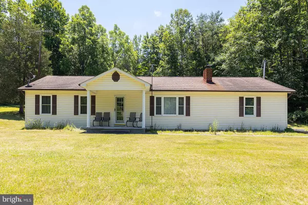 106 MOUNTAIN VIEW SCHOOL RD, High View, WV 26808