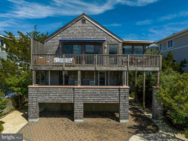 5617 HOLLY AVENUE, Harvey Cedars, NJ 08008