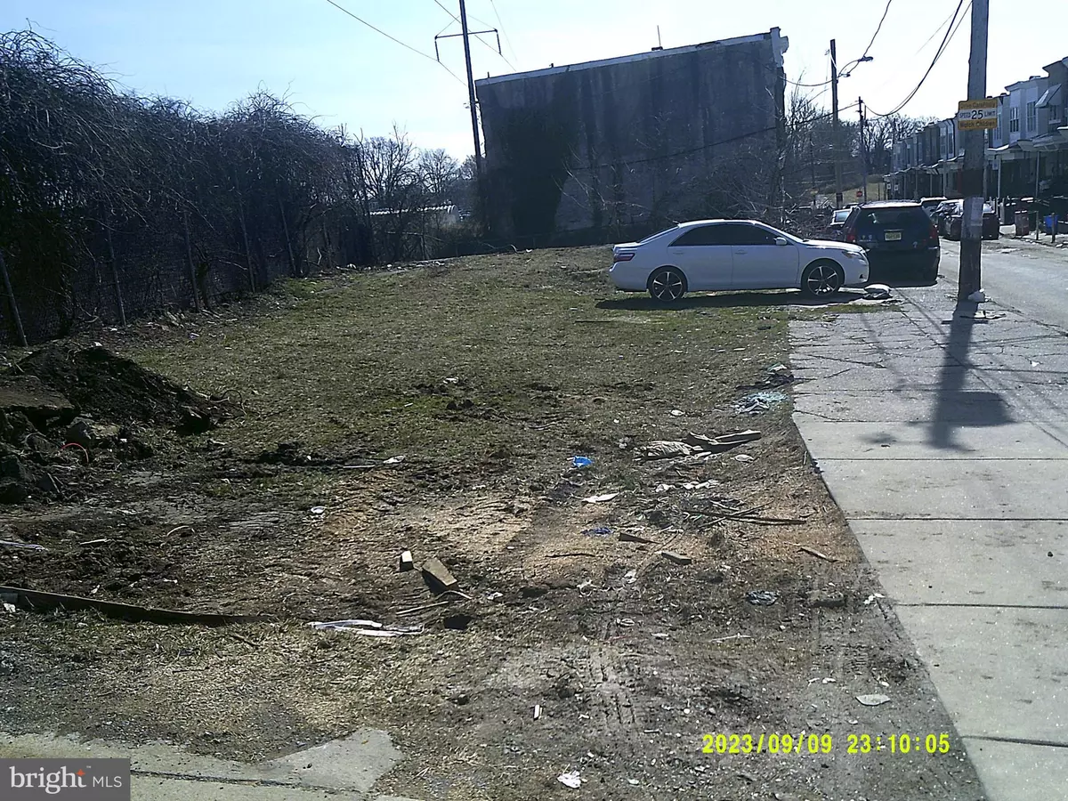 Philadelphia, PA 19120,638 W ROCKLAND ST