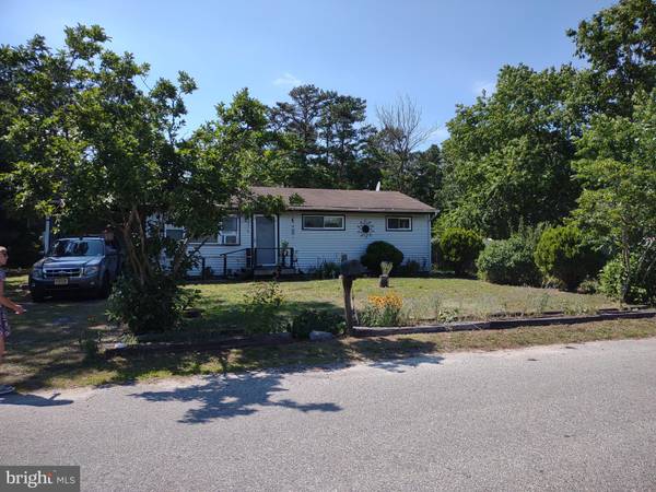 2418 S LAKEVIEW DR, Hammonton, NJ 08037