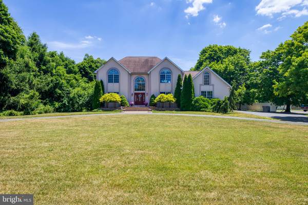 1691 S SPRING RD, Vineland, NJ 08361