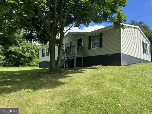 Bunker Hill, WV 25413,223 MISSION LN