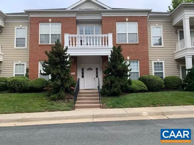 950 GLENWOOD STATION LN #102, Charlottesville, VA 22901